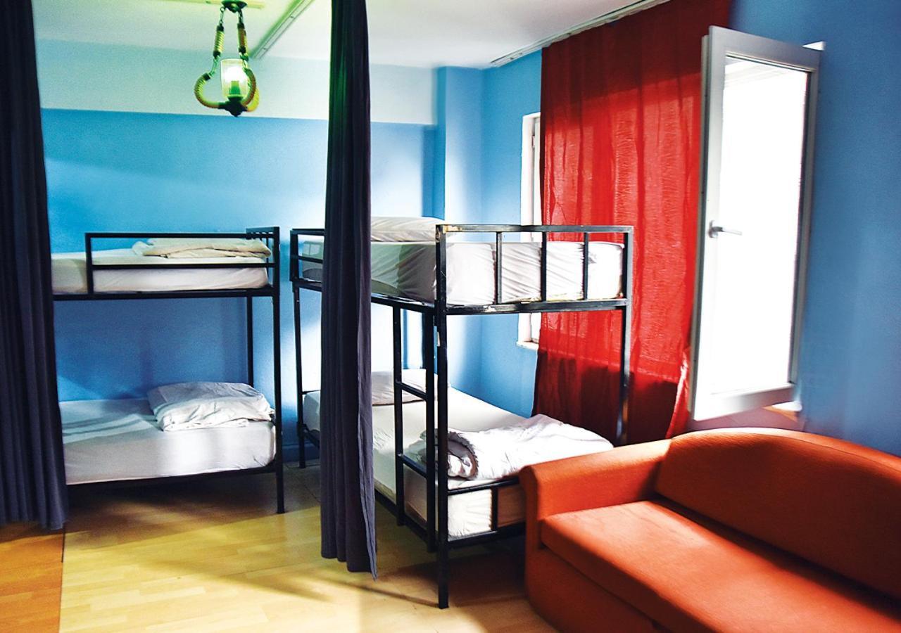 Nostalji Hostel Истанбул Екстериор снимка